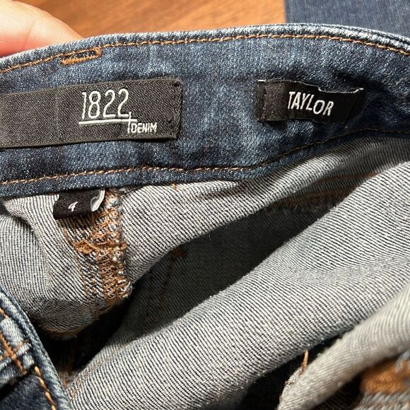 1822 Denim Taylor Wide Cuffed Skinny Cropped Jeans Sz 4 Stretchy Casual Trendy - Picture 6 of 8